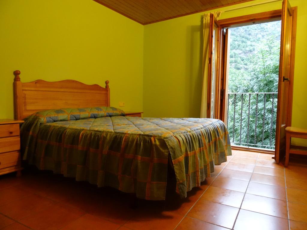 Apartaments La Canal Alins Esterno foto