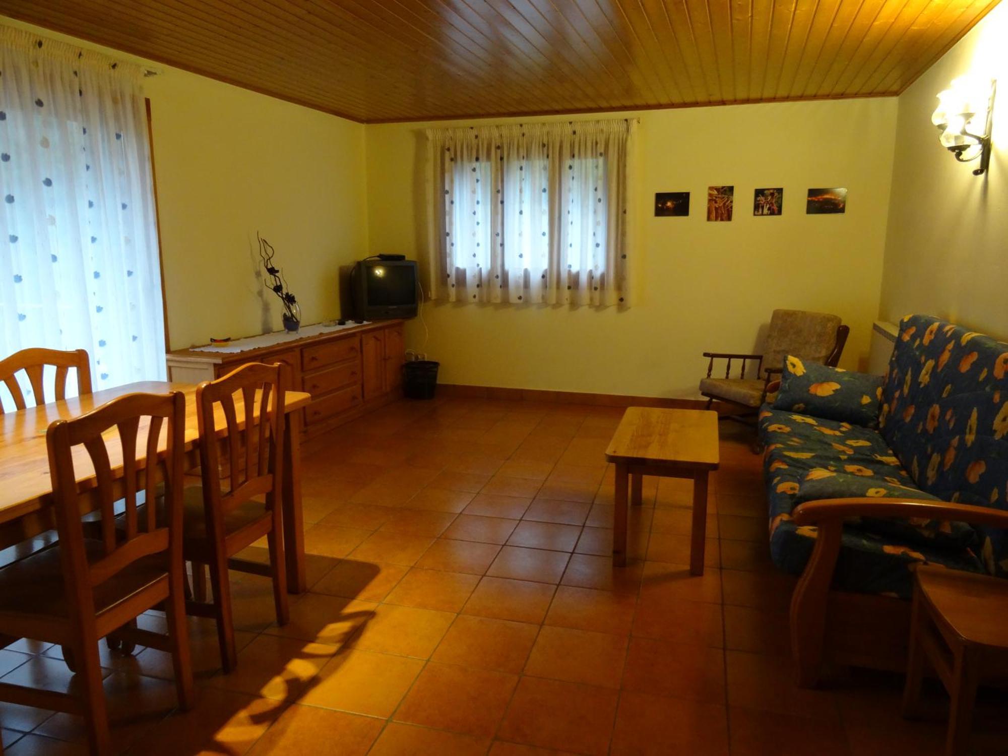 Apartaments La Canal Alins Esterno foto
