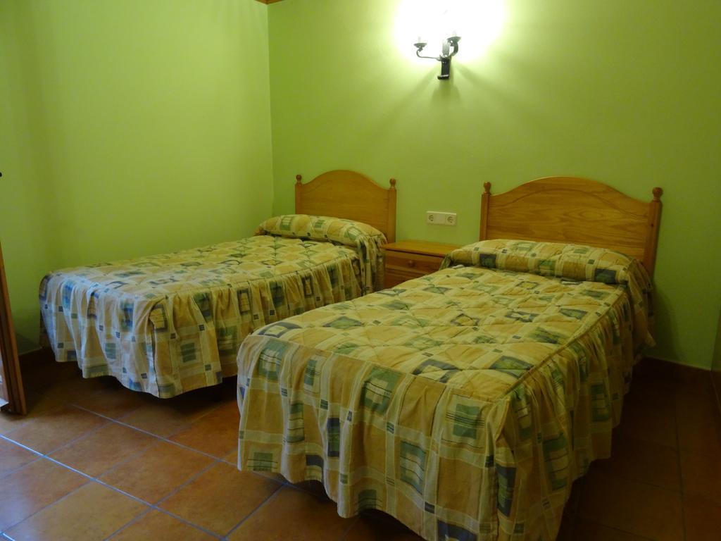 Apartaments La Canal Alins Esterno foto
