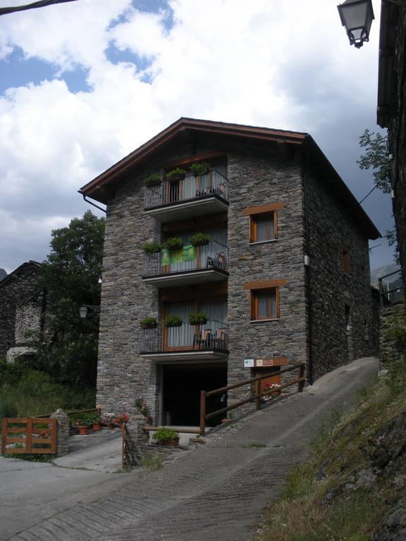 Apartaments La Canal Alins Esterno foto